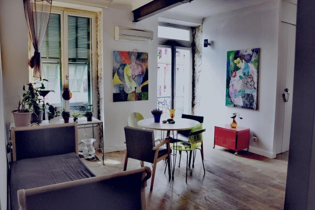 - Stylish Downtown Apartment Nizza